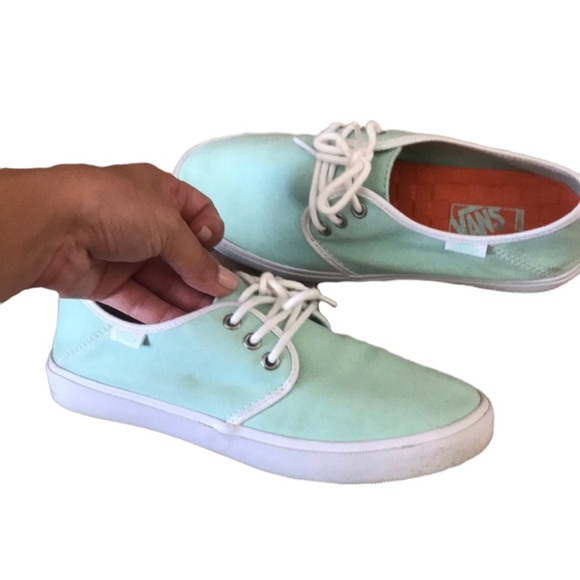 Vans sneakers sz 6 - Picture 2 of 4